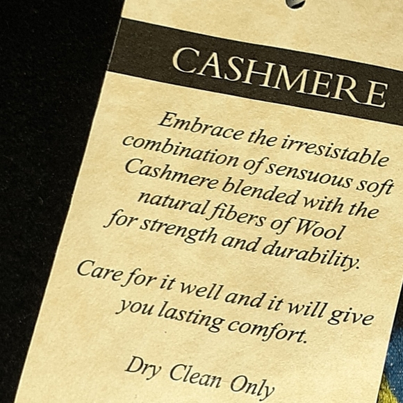 Hockey Hall Of Fame Peter Karmanos Jr Issued Cashmere Scarf Carolina Hurricanes - Picture 4 of 4